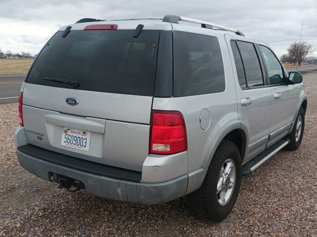 2002 EXPLORER XLT 4X4 (19).jpg